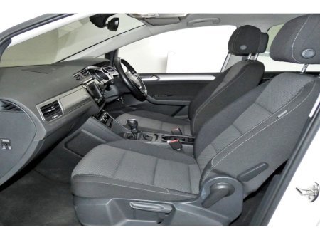 2017 Volkswagen Touran 1.4 TSI DSG COMFORTLINE *REVERSE CAM*CARPLAY*ANDROID AUTO* €18,890 thumbnail