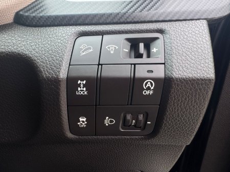 2016 Hyundai Santa Fe - thumbnail 33