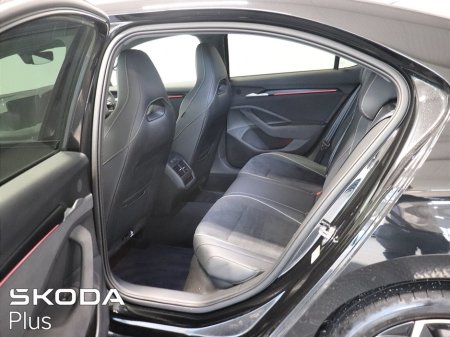 2025 Skoda Superb - thumbnail 7