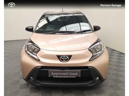 2023 Toyota Aygo X AYGO X 1.0 DESIGN S-CVT €19,995 thumbnail