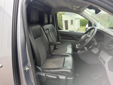 2022 Vauxhall Vivaro SPORTIVE LWB 120BHP €16,995 thumbnail