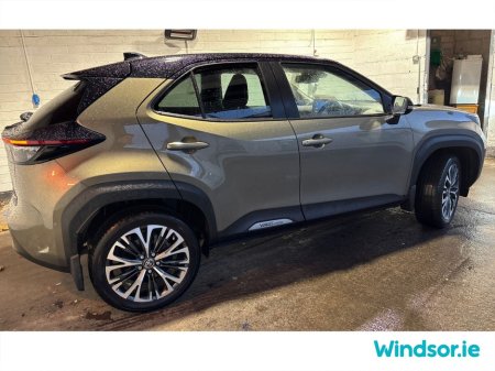 2023 Toyota Yaris Cross 1.5 Hybrid Sol €30,995 thumbnail