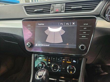 2019 Skoda Superb - thumbnail 6