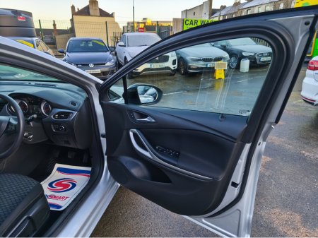 2021 Opel Astra 2021 Opel Astra AA Approved 1 Year Warranty €13,950 thumbnail