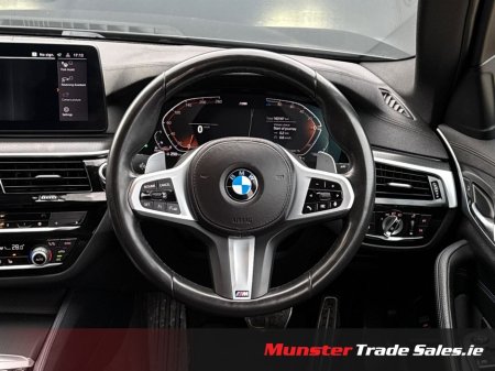 2022 BMW 5 Series - thumbnail 13