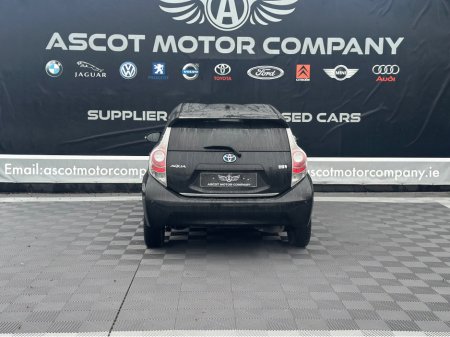 2014 Toyota Aqua Hybrid €9,250 thumbnail