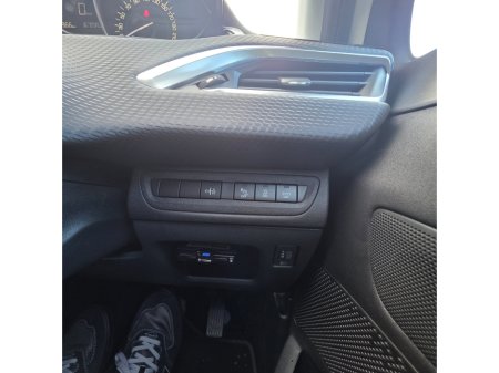 2016 Peugeot 208 1.2 Puretech 110 bhp automatic Allure 5d €9,950 thumbnail