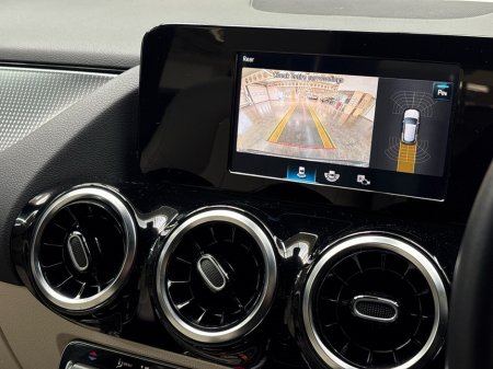 2021 Mercedes-Benz GLA Class - thumbnail 12