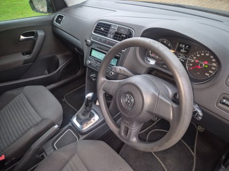 2014 Volkswagen Polo - thumbnail 2