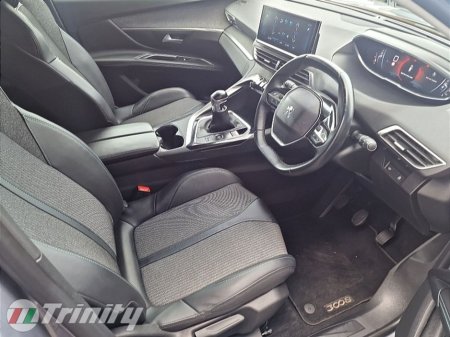 2022 Peugeot 3008 - thumbnail 9