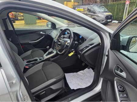 2012 Ford Focus EDGE 1.6 TDCI 95PS 5SPEED 5DR thumbnail