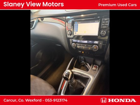 2016 Nissan Qashqai - thumbnail 9