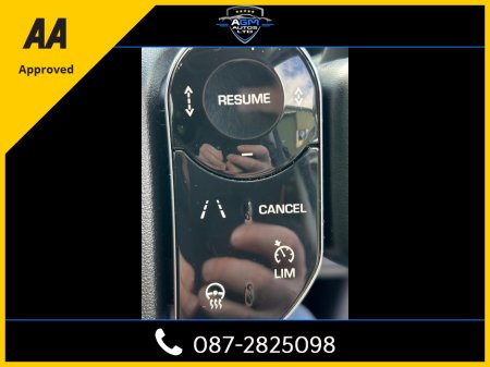 2019 Land Rover Discovery - thumbnail 16