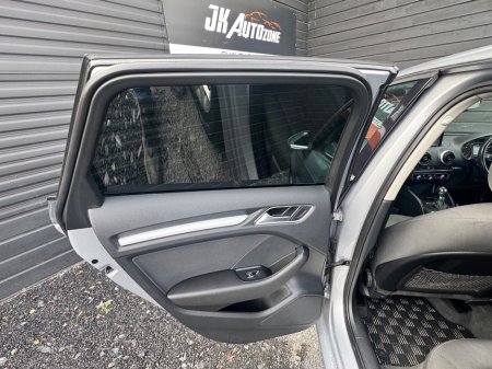 2014 Audi A3 - thumbnail 15