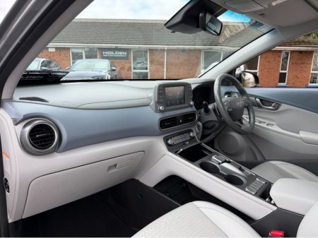 2020 Hyundai Kona - thumbnail 28