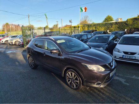 2015 Nissan Qashqai 1.5 DCI TEKNA Panoramic Roof €7,795