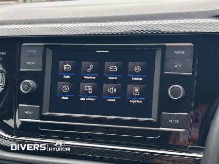 2023 Volkswagen Polo Life €19,945 thumbnail