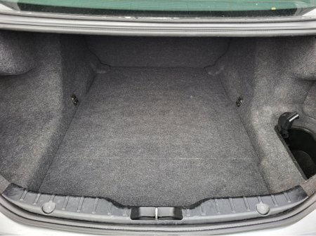 2011 BMW 5 Series - thumbnail 19