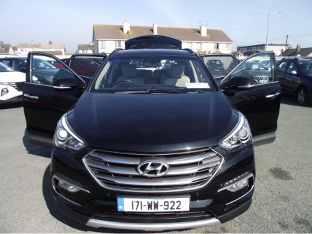 2017 Hyundai Santa Fe - thumbnail 18