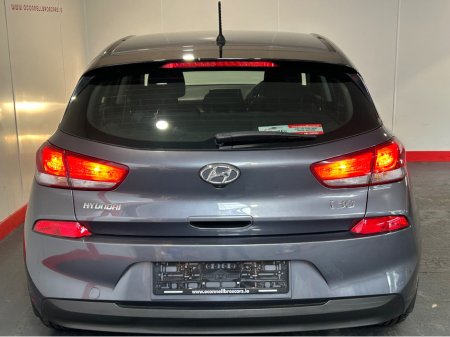 2018 Hyundai i30 - thumbnail 9