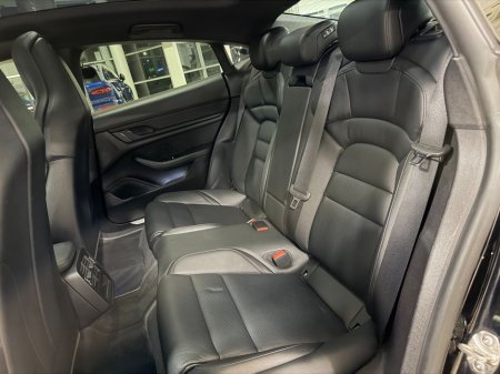 2021 Porsche Taycan 4S=HUGE SPEC//LOW MILES//D REG=FULL PORSCHE SERVICE HISTORY=TAILORED FINANCE PACKAGES AVAILABLE=TRADE IN'S WELCOME €57,995 thumbnail