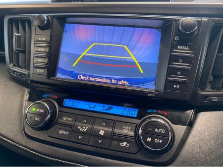 2017 Toyota Rav4 RAV4 2.0 D-4D LUNA SPORT 4DR €14,950 thumbnail