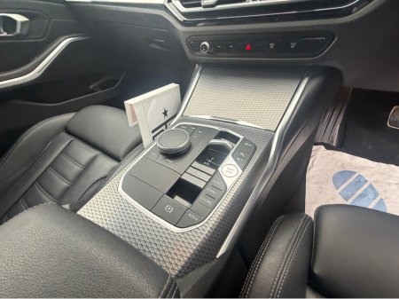 2023 BMW 3 Series - thumbnail 22