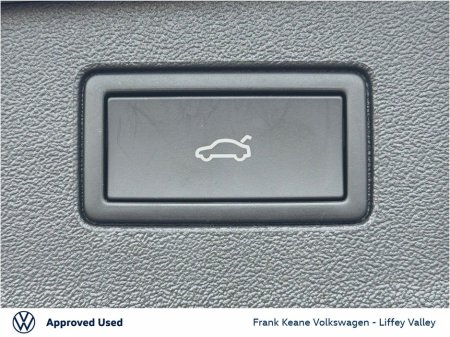 2025 Volkswagen Tiguan - thumbnail 25