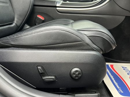 2022 Mercedes-Benz C Class - thumbnail 35