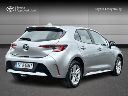 2022 Toyota Corolla - thumbnail 2