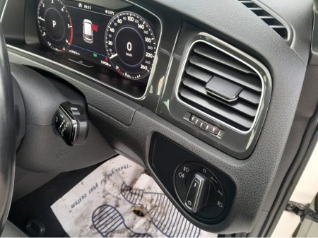 2021 Volkswagen Golf 2.0 Tdi Automatic 5 Door €22,950 thumbnail