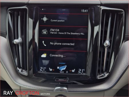 2020 Volvo XC60 - thumbnail 12