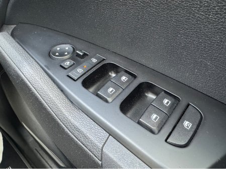 2022 Kia Sportage - thumbnail 32