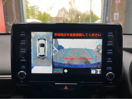 2022 Toyota Yaris - thumbnail 16