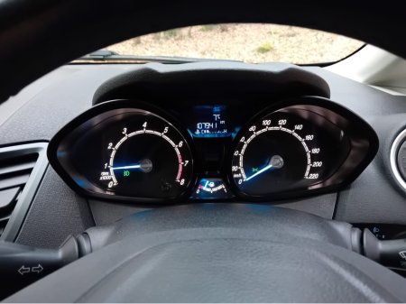 2013 Ford Fiesta - thumbnail 15