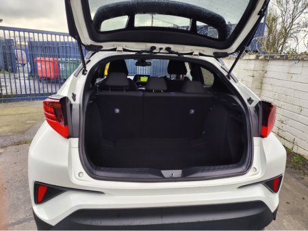 2020 Toyota C-HR 1.8 DYNAMIC HEV CVT AUTO SAT NAV-REV CAM 5DR SUV €17,750 thumbnail