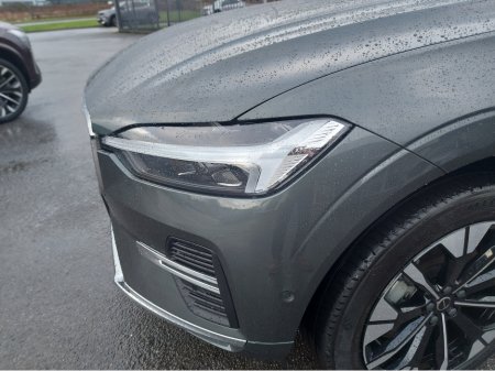 2025 Volvo XC60 MY26 T6 AWD PLUG-IN HYBRID €71,950 thumbnail