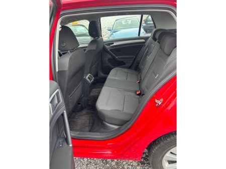 2015 Volkswagen Golf - thumbnail 12