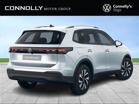 2026 Volkswagen Tiguan - thumbnail 2