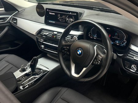 2023 BMW 5 Series - thumbnail 10
