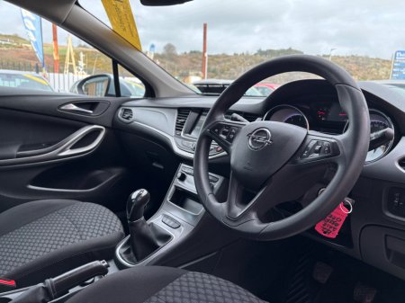 2018 Opel Astra - thumbnail 5