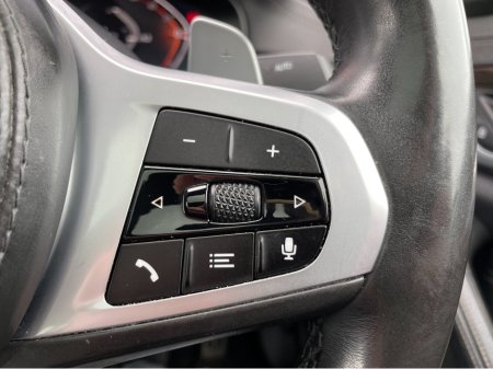 2021 BMW 5 Series - thumbnail 15