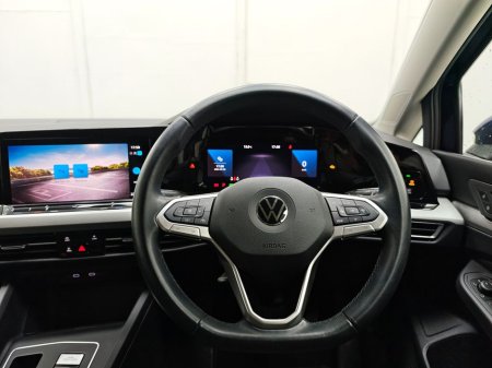 2022 Volkswagen Golf 1.0 ETSI ACTIVE Automatic, Reversing camera €24,995 thumbnail