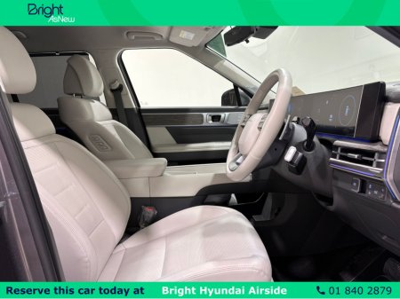 2025 Hyundai Santa Fe PHEV PREMIUM €64,950 thumbnail