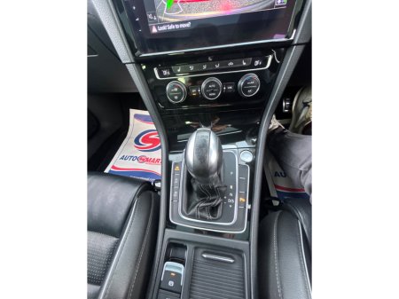 2017 Volkswagen Golf - thumbnail 12