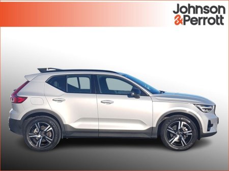2025 Volvo XC40 2.0 B3 163bhp MHEV Plus Dark (Heated Windscreen / Heated Seats / Cruise Control) €48,900 thumbnail