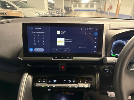 2024 Toyota C-HR NEW MODEL HYBRID SPORT + // PANORAMIC ROOF // APPLE CARPLAY/ANDROID AUTO // FULL WARRANTY €38,945 thumbnail