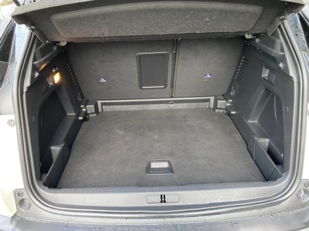 2023 Peugeot 3008 1.5 BlueHDi 130bhp Auto 6.4 GT €34,900 thumbnail