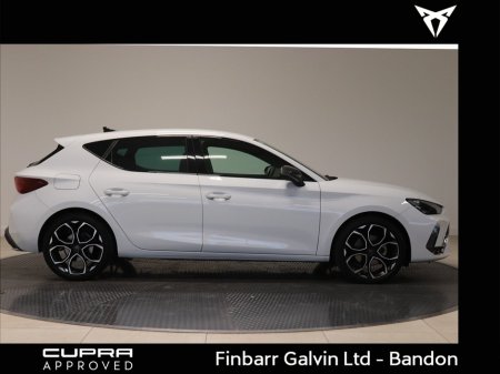 2025 Cupra Leon 1.5eTSI 150hp DSG €35,950 thumbnail