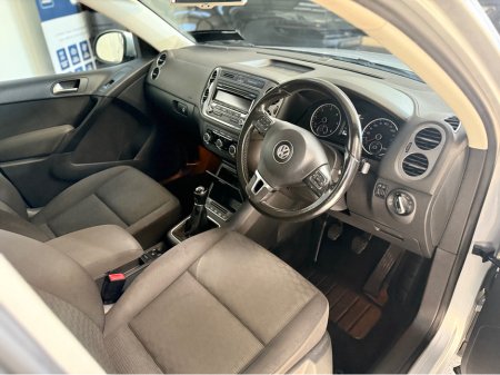 2012 Volkswagen Tiguan TREND & FUN 2.0 TDI MANUAL 6SPEED FWD 110HP 4DR €4,950